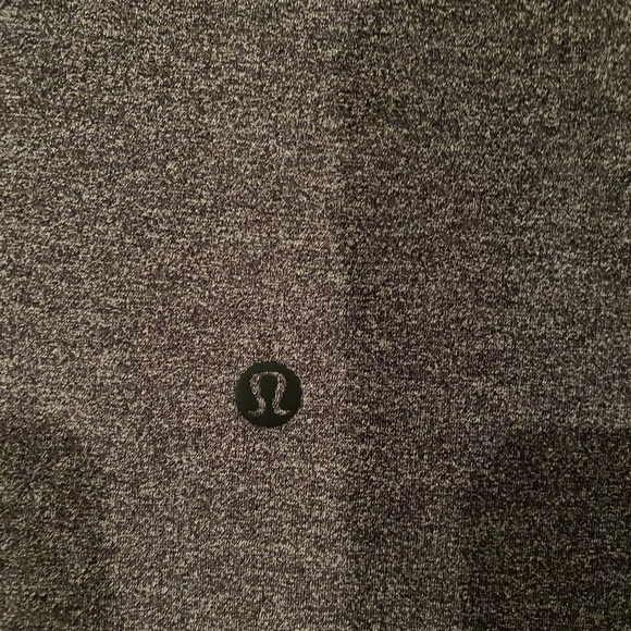 Lululemon on the fly pant 7/8 - Picture 4 of 6